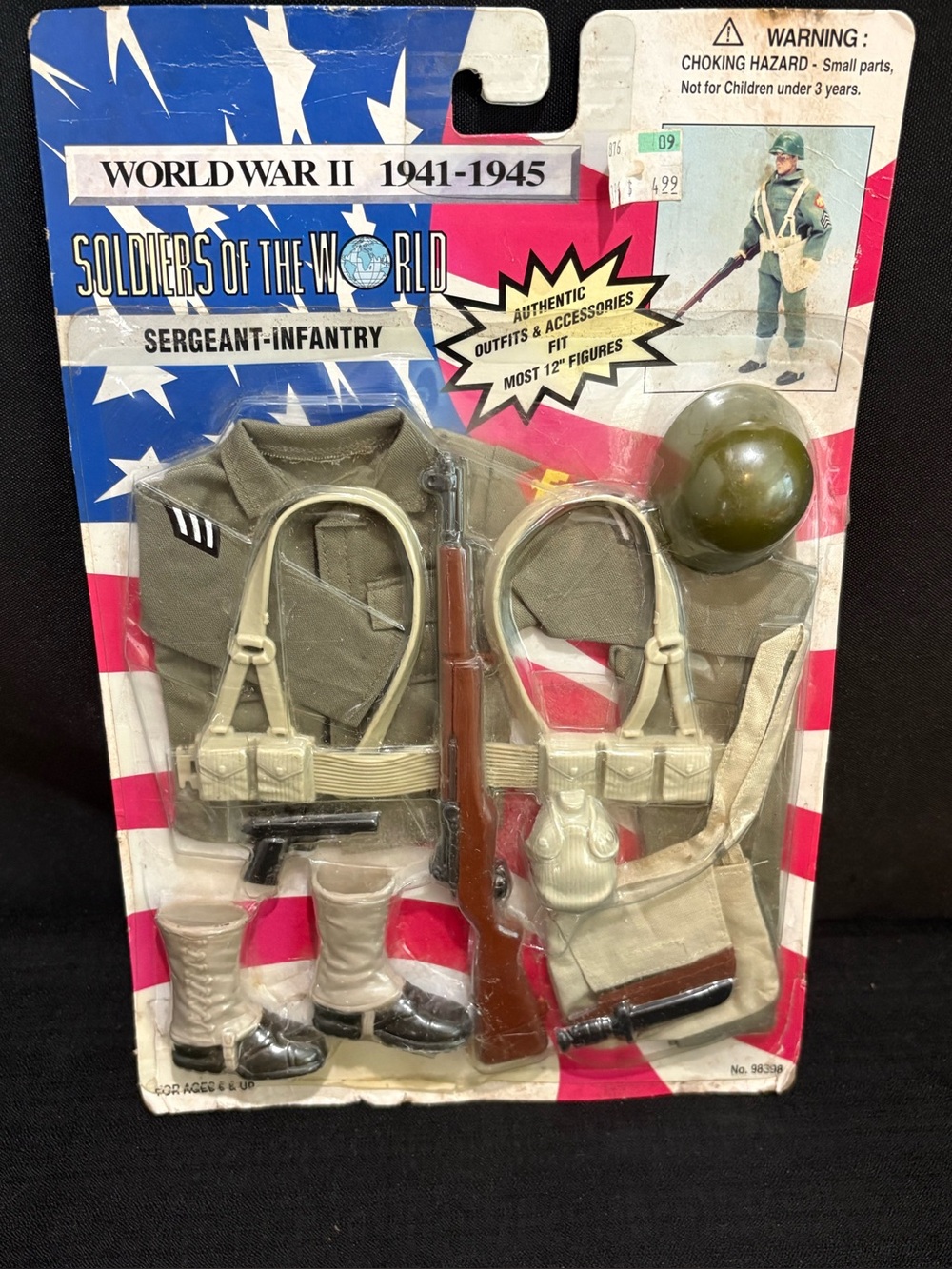 Soldiers of the World World War II Sergeant-Infantry uniform and accessory set